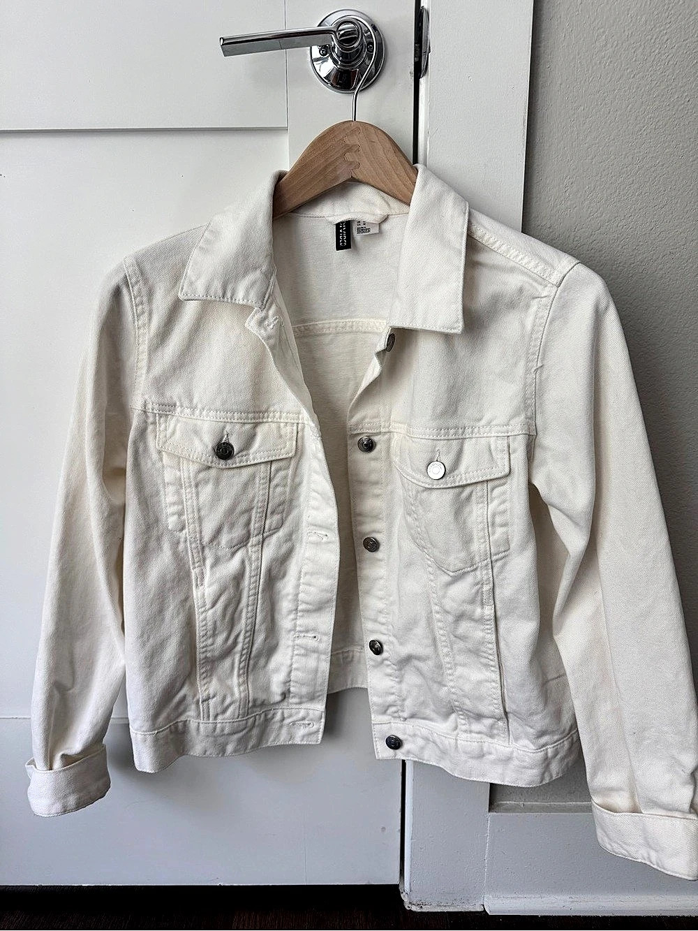 H&M Divided White Denim Jacket Women's Size Medium
